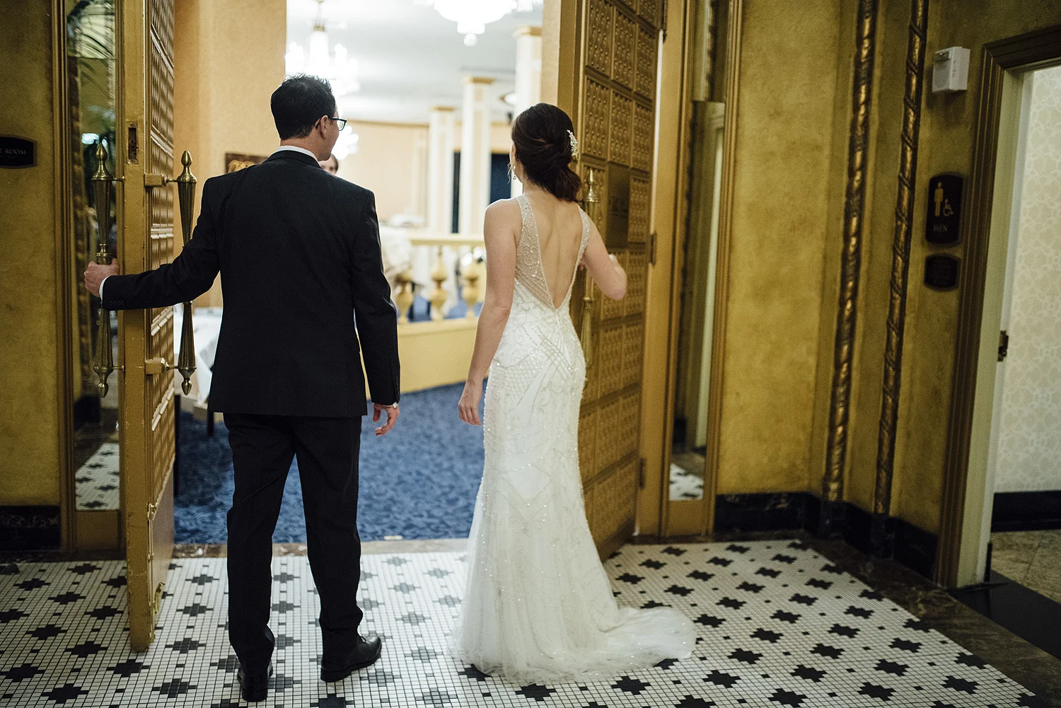 Kristin + James-Roosevelt-Hotel-New-Orleans-Wedding_Online_0255.jpg