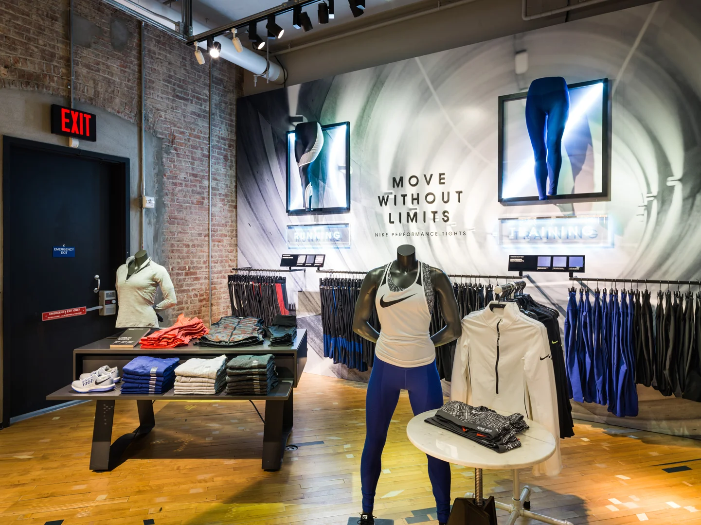 20160108_nike_flatiron_tights_0012415.jpg