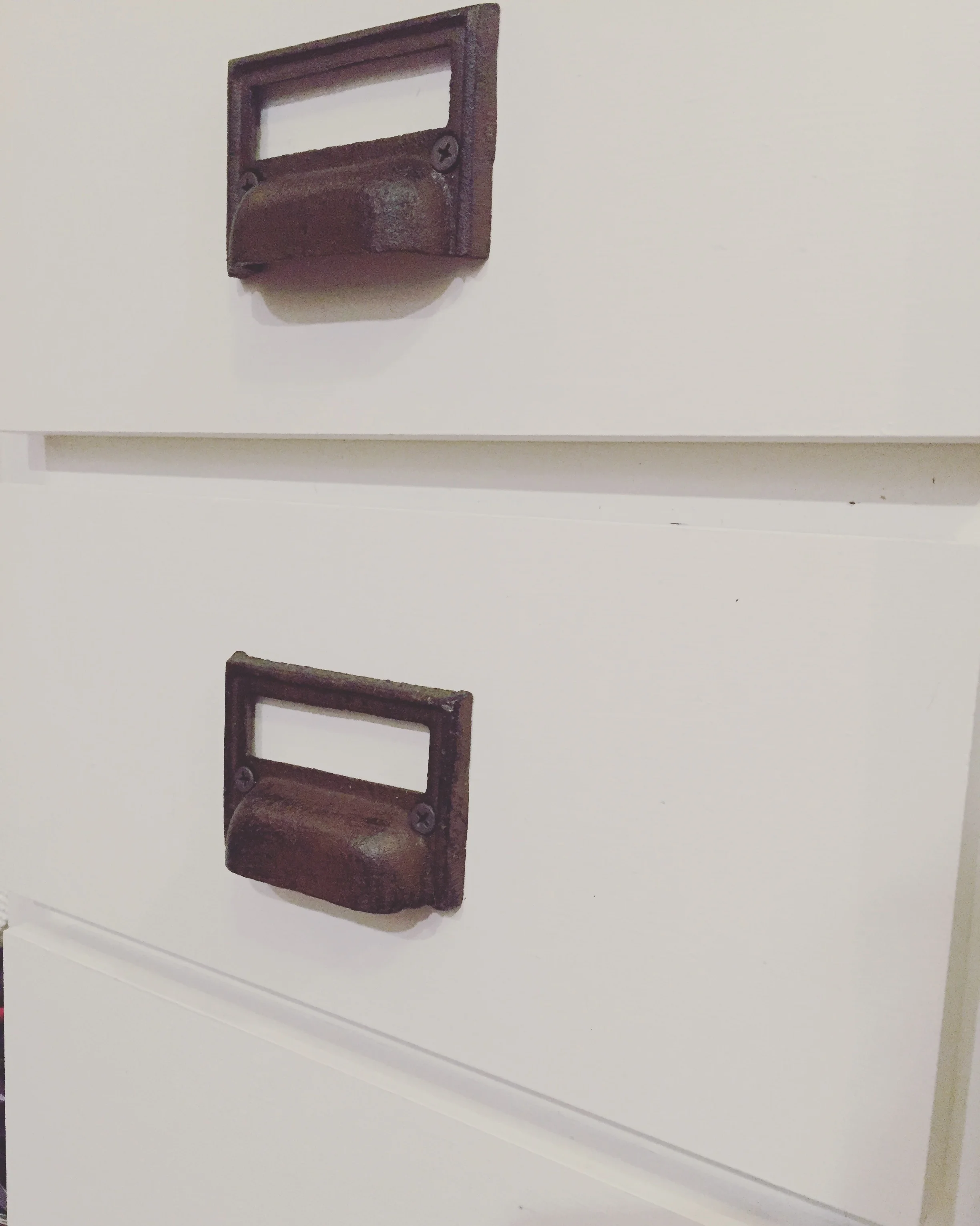 drawer-pulls-2.jpg