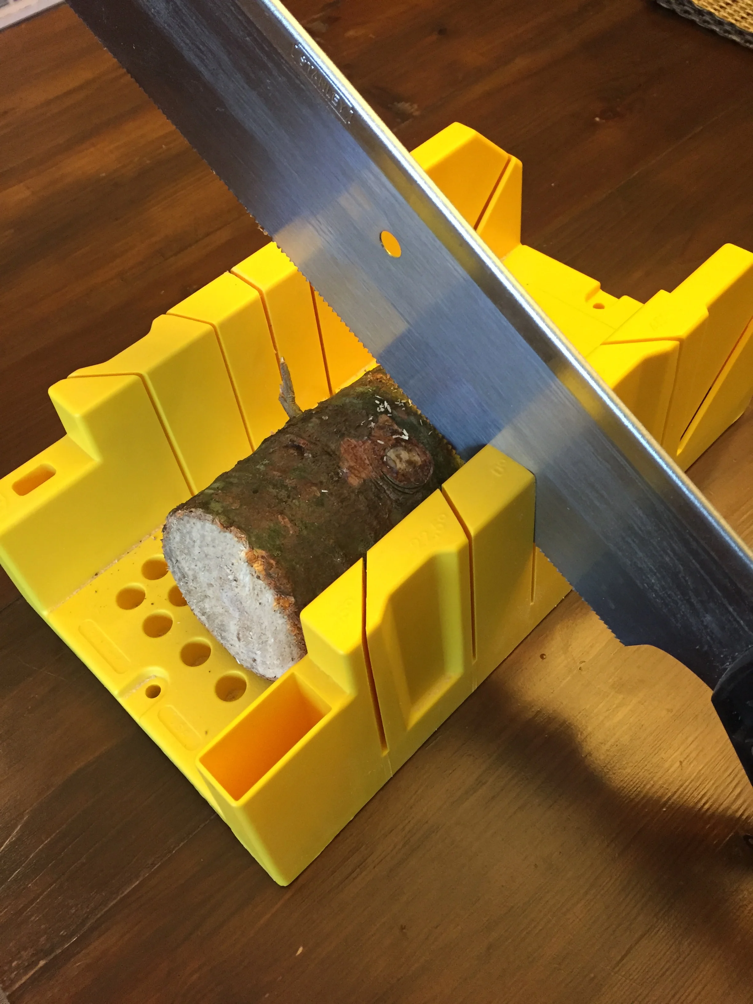 miter-box.jpg