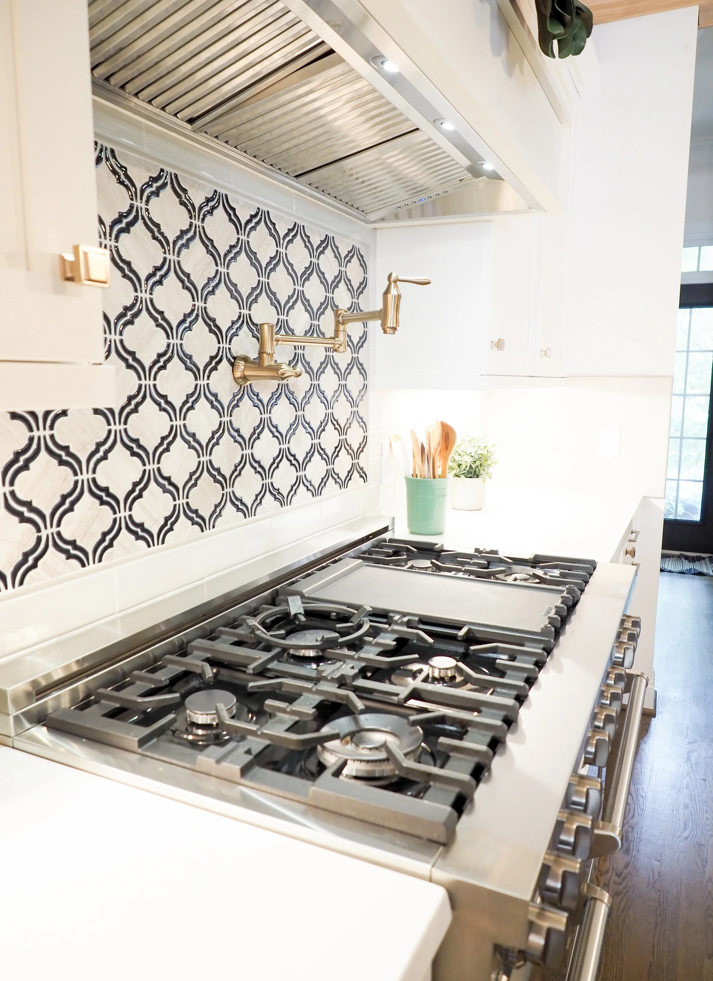 Copy of Copy of Shana Kitchen 23.jpg