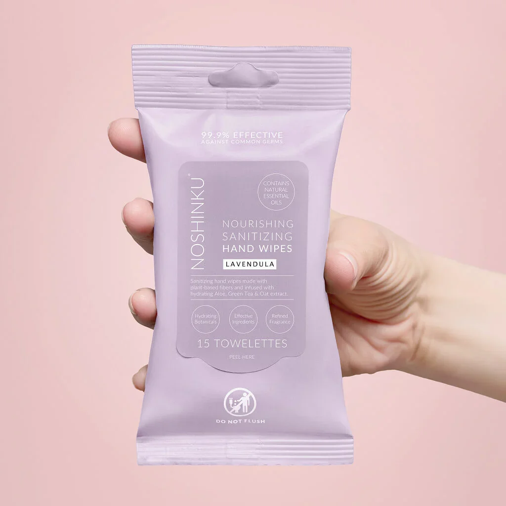 Lavendula_Wipes_In_Hand_x668@2x.webp