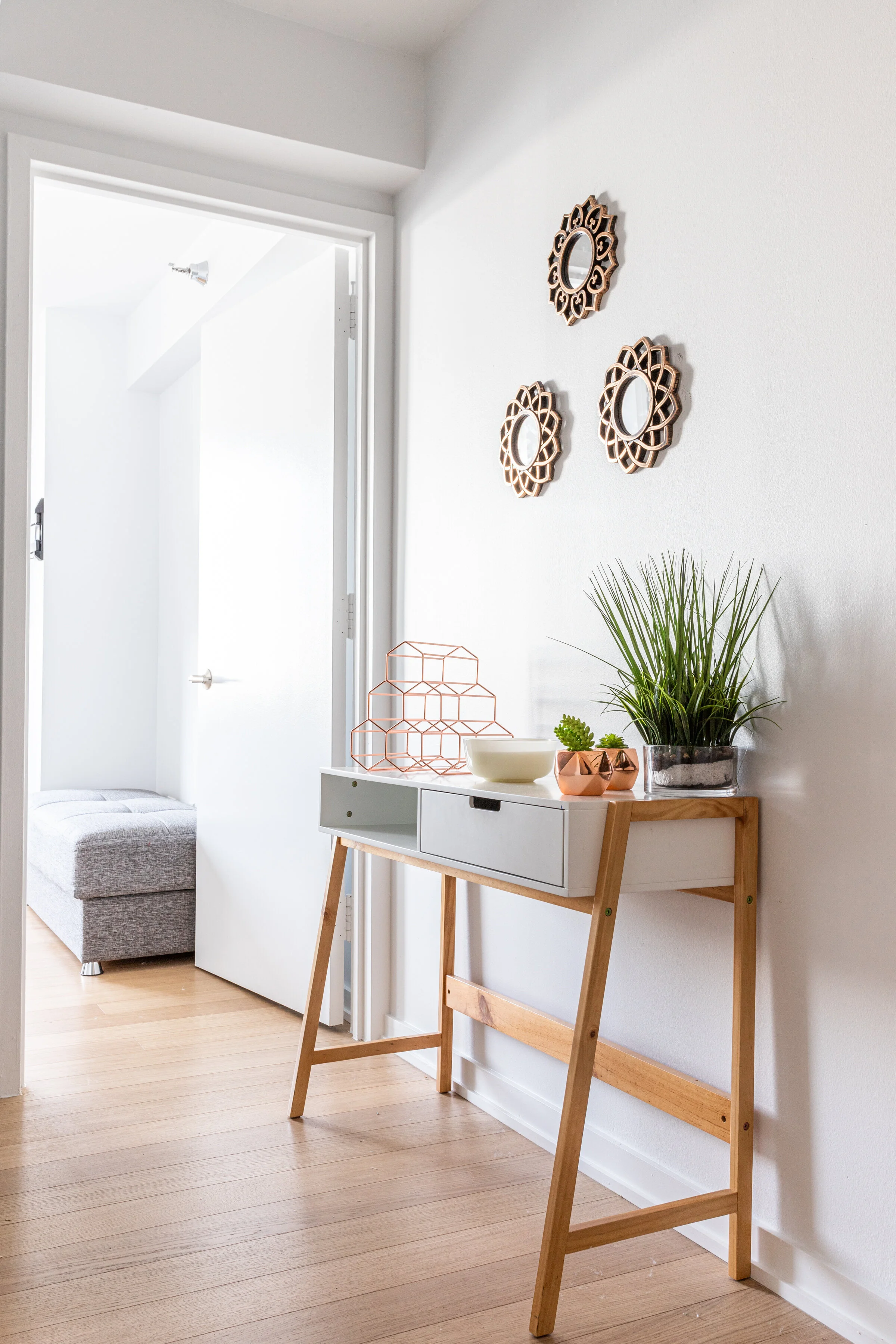 Modern Minimalist NYC Apartment Hallway