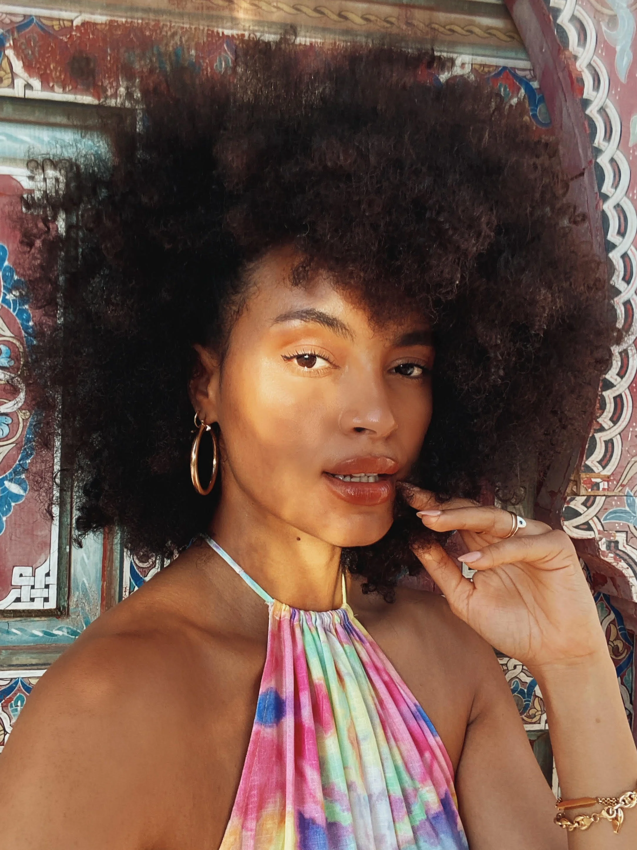 Paula Almeida x Divine Individual .jpg