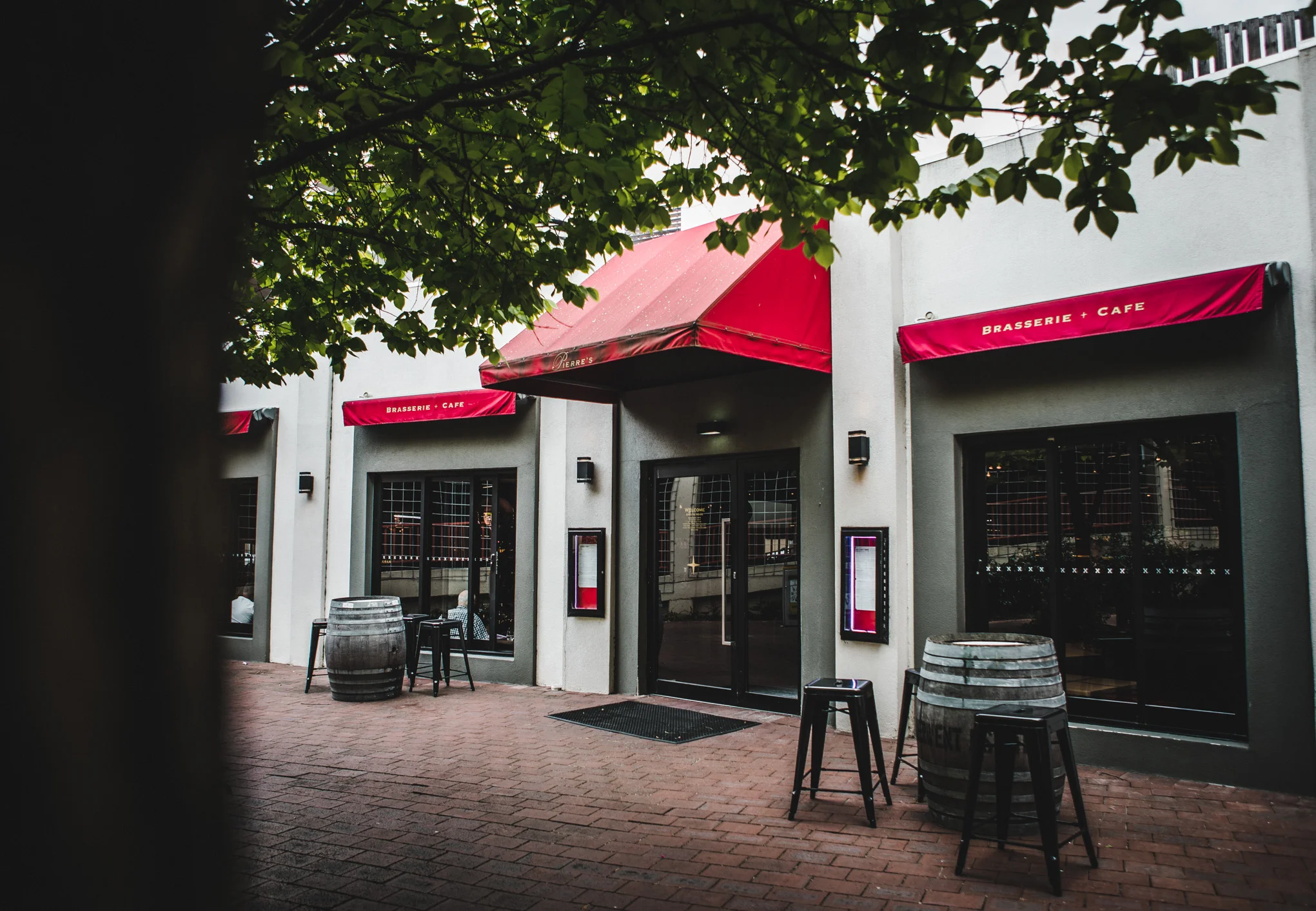 Pierre's (Web) (18 of 27).jpg