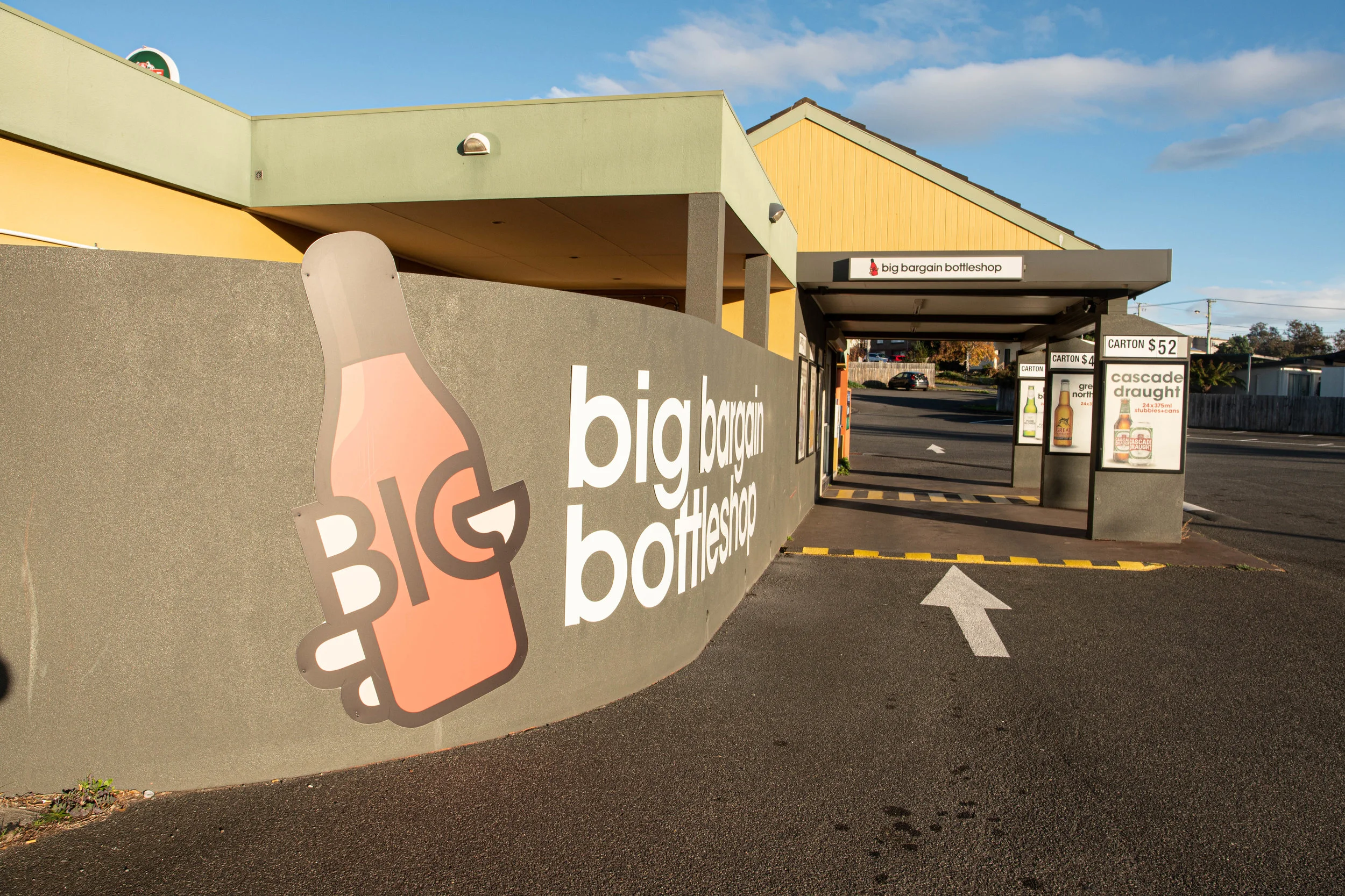 Midway Tavern (4 of 31).jpg