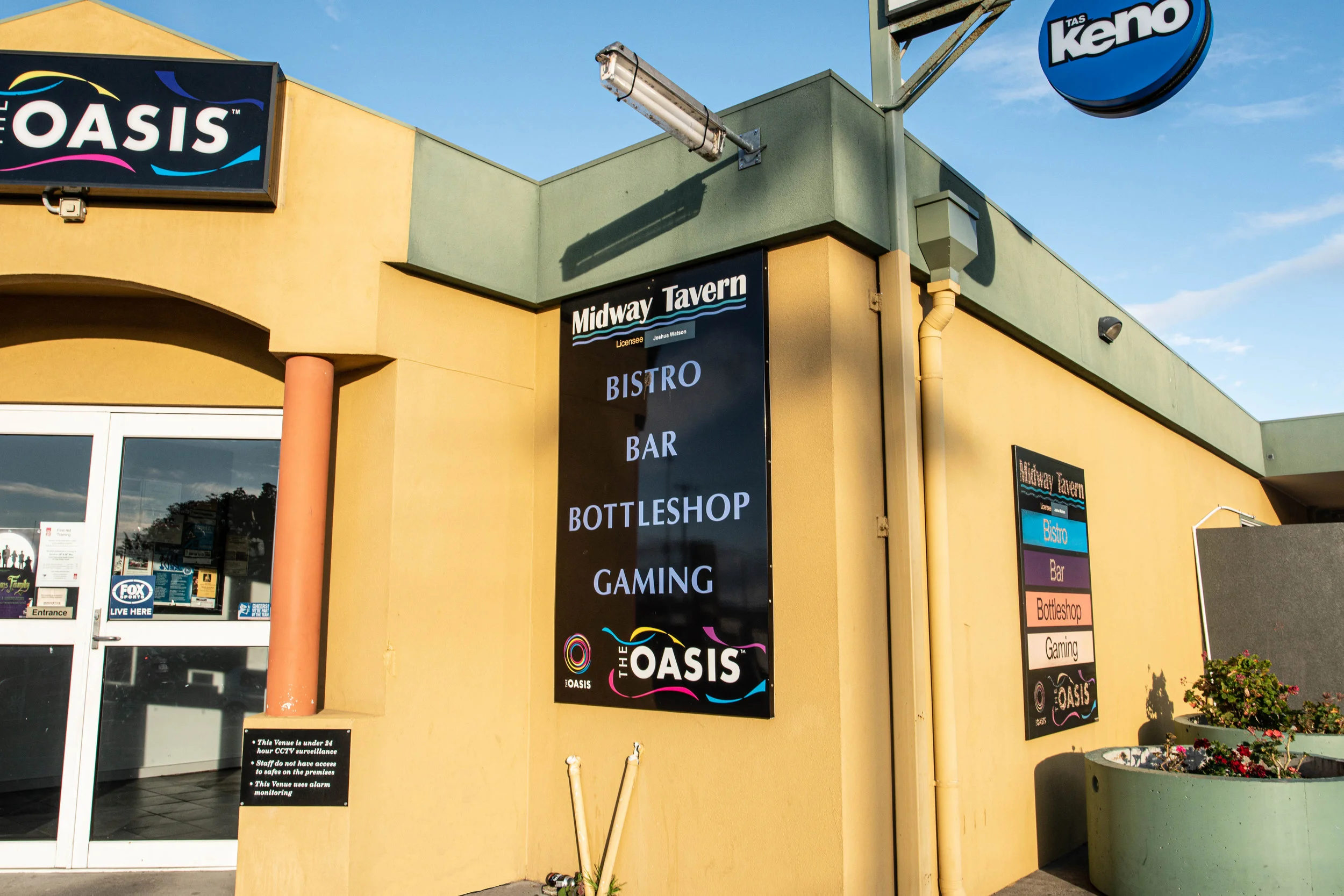 Midway Tavern (10 of 31).jpg