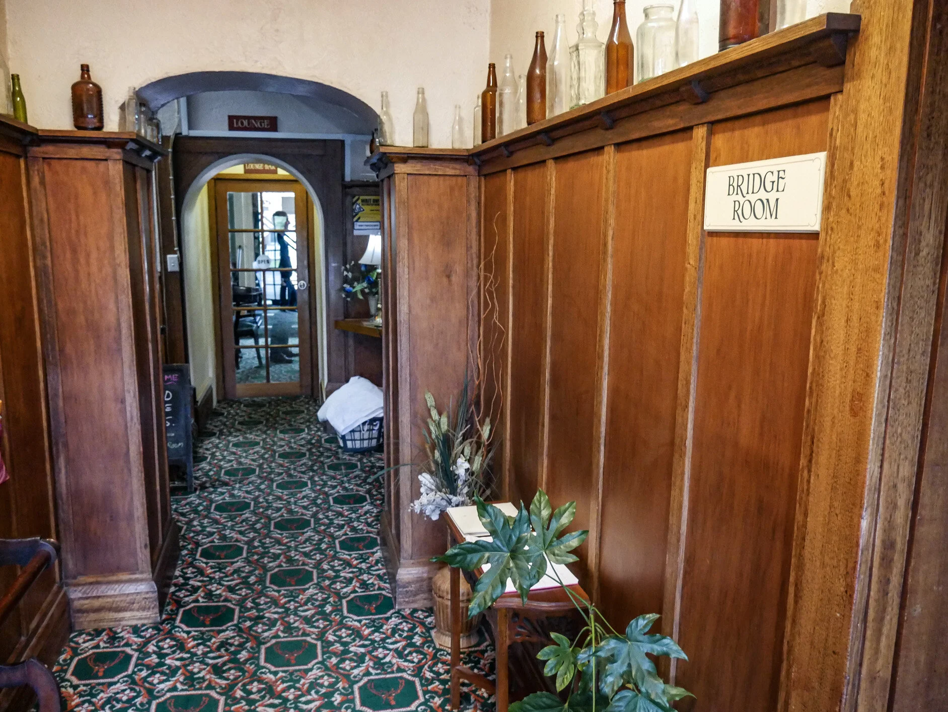 Ross_hotel (7 of 19).jpg