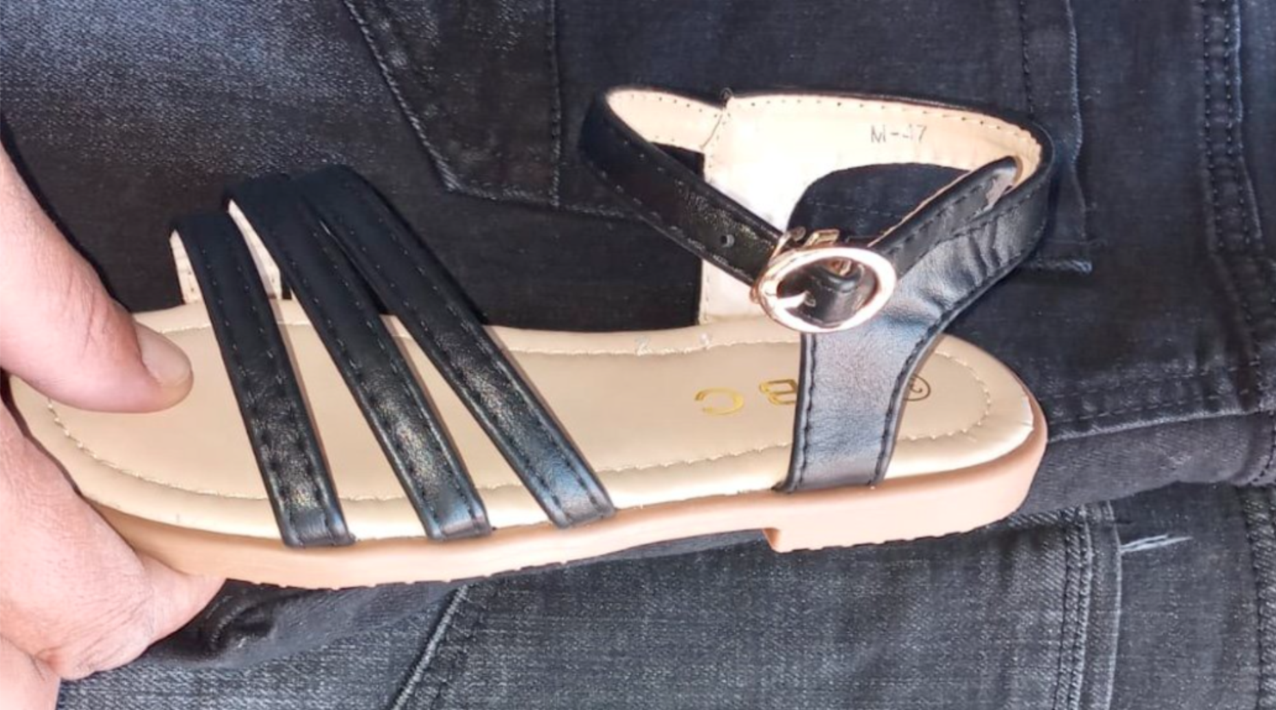 Girl’s shoes