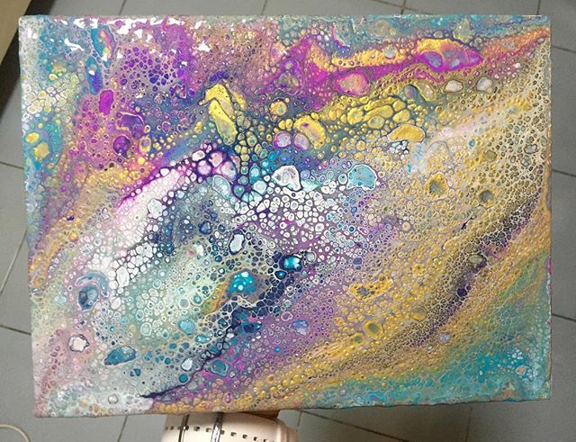 Sometimes everything falls into place just right :) .... #art #painting #acrylic #instart #artistsoninstagram #instapic #artspotlight #abstract #ocean #mermaid #beautiful #color #serenity #dreams #pintura #arte #abstracto #iloveart