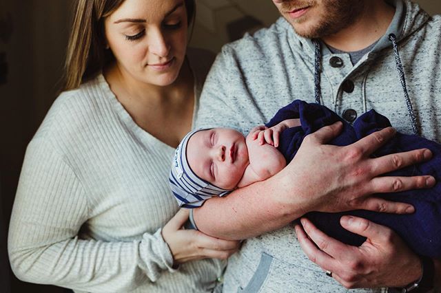 Welcome to the world, Bennett! Had so much fun at this cozy in-home session. Isn&rsquo;t he the sweetest??
#dekamstudios #photographer #indianapolisphotographer #newbornphotography #thatsdarling #canon #lightroom #newborn