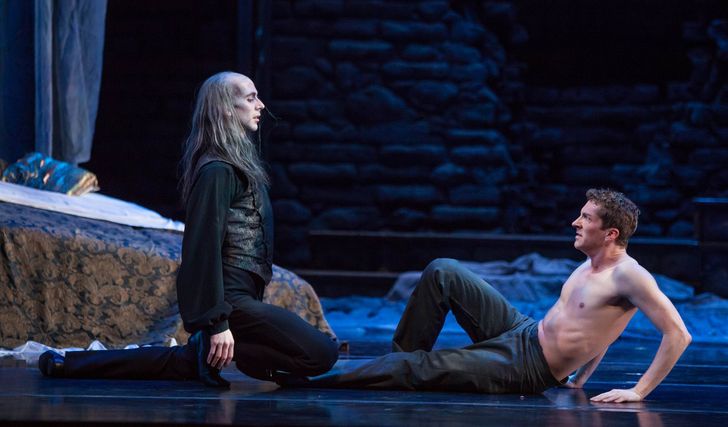 Atlanta Ballet’s 2013 production of Dracula. Dracula and Harker meet. – Source
