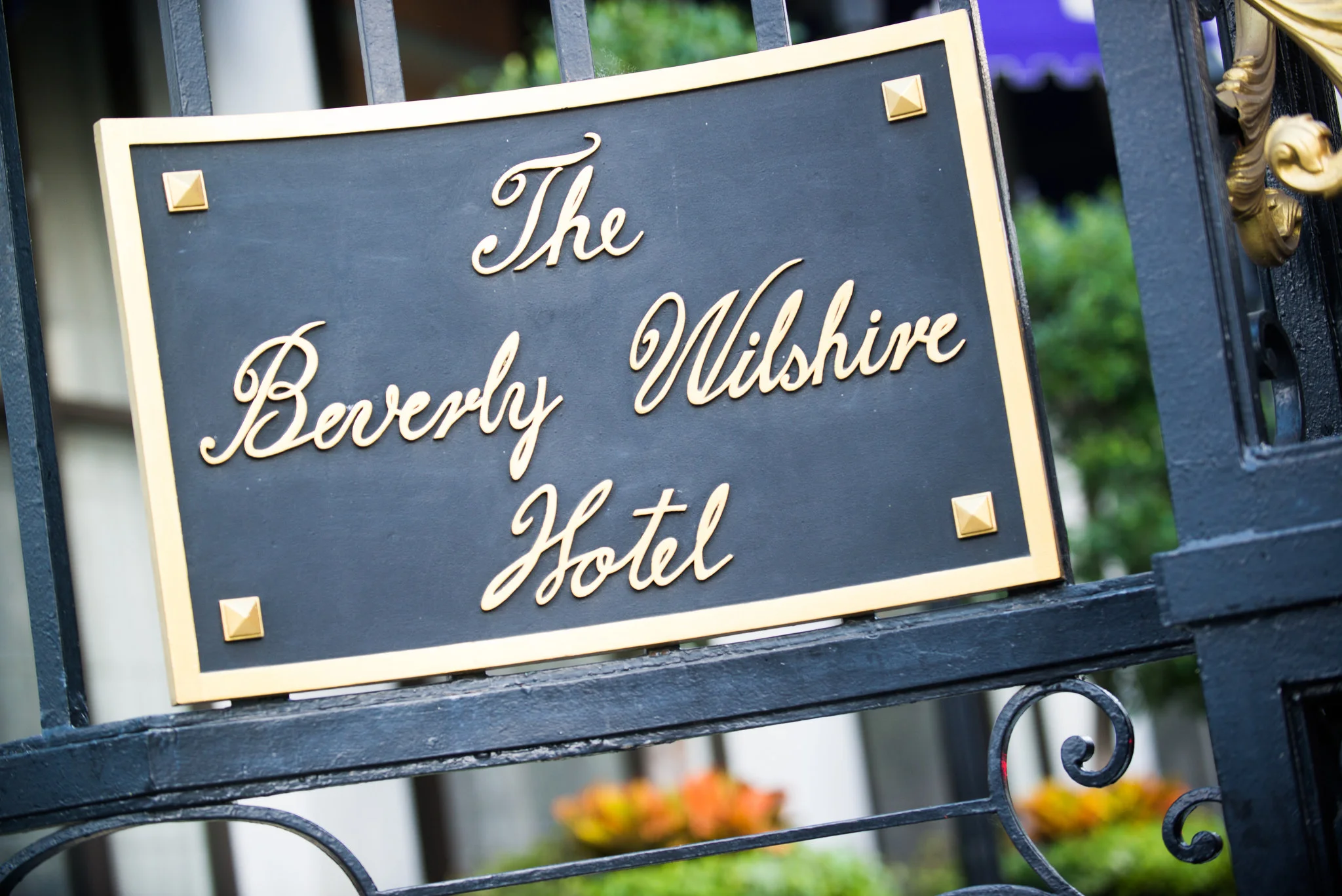 Beverly Wilshire sign.jpg