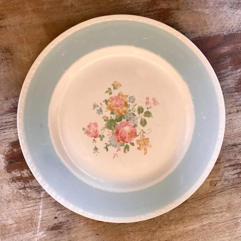 blue china dinner plate 1.jpg