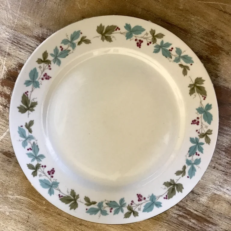 blue china dinner plate 2.jpg