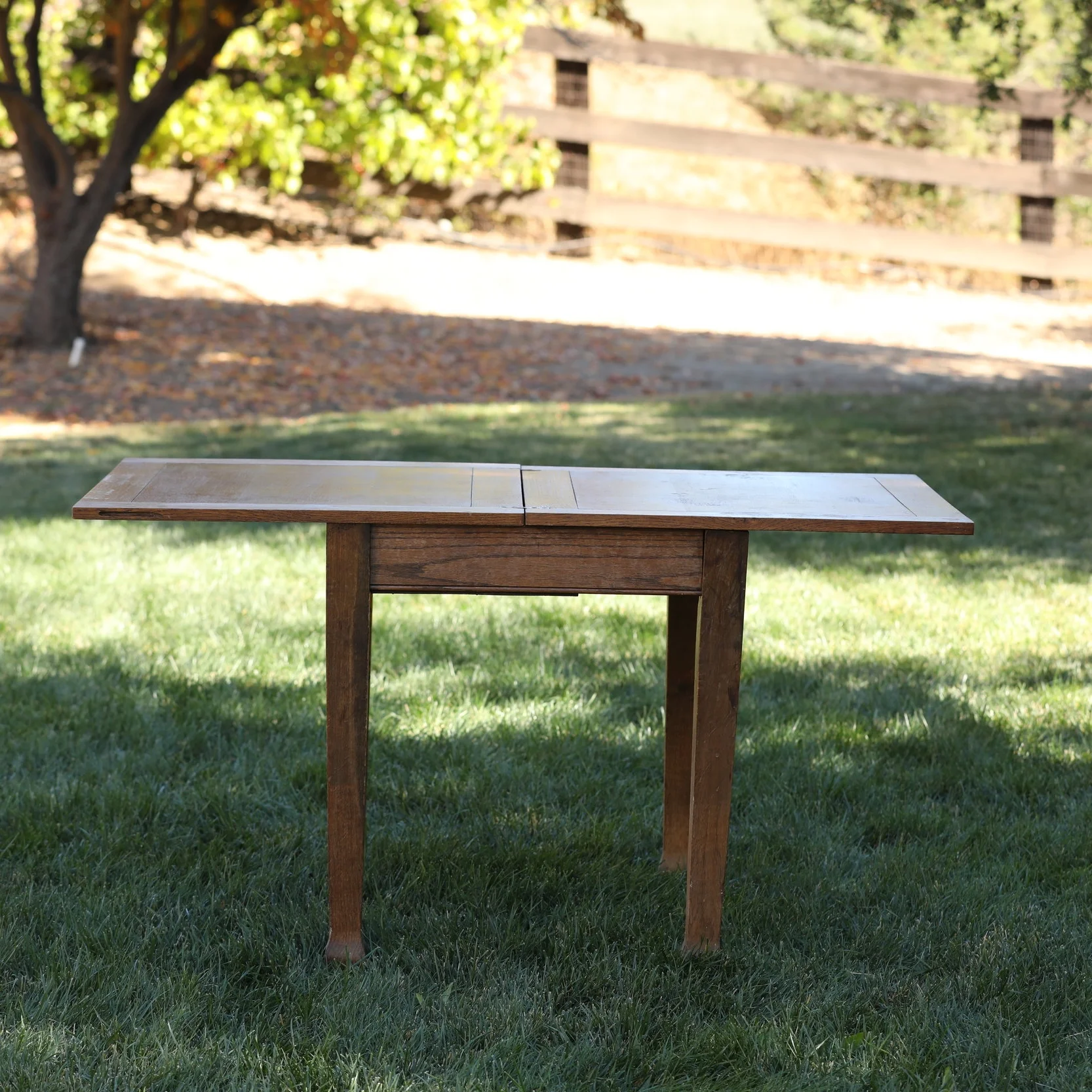 tri fold square dining table.JPG