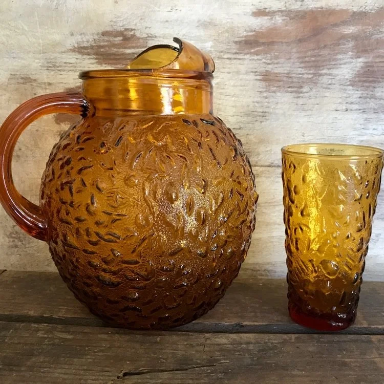 amber+pitchers+and+glasses.jpg