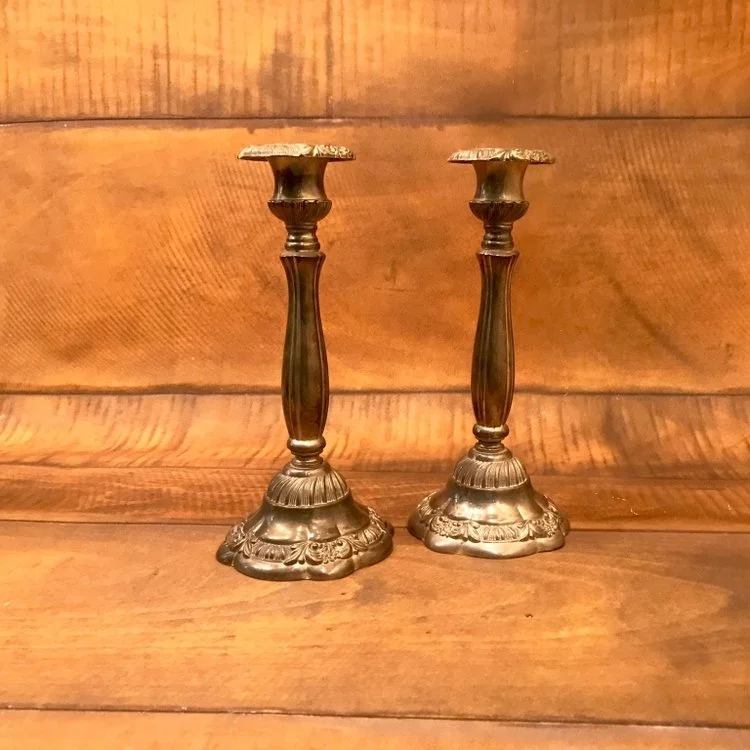 pair+of+silver+candlesticks2.jpg