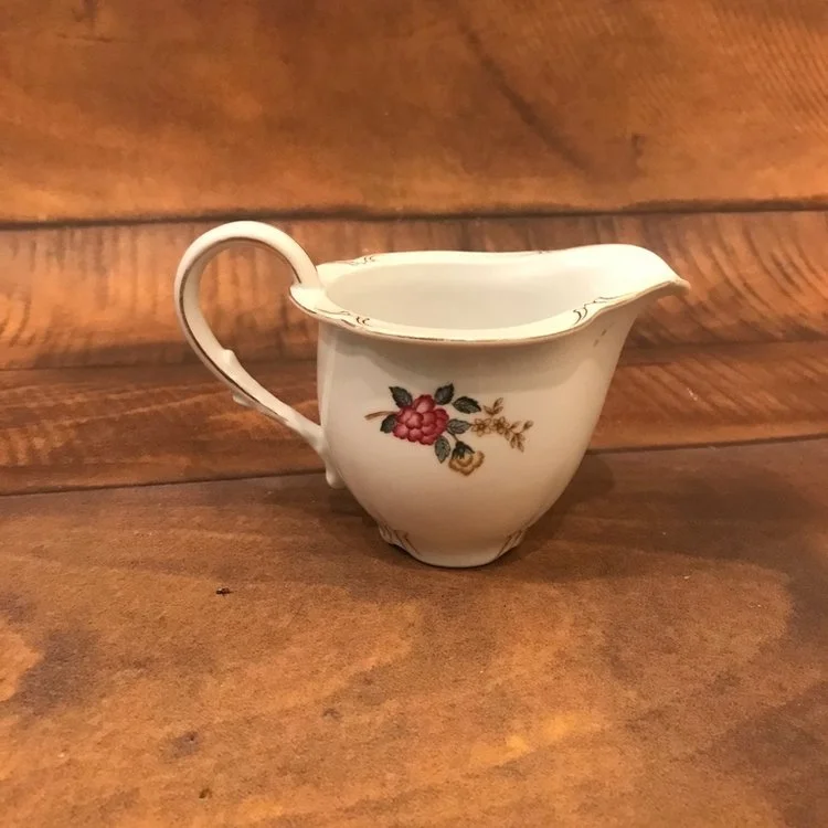 small+creamer+2.jpg