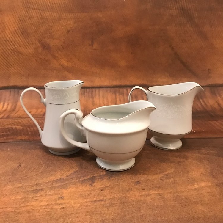 tiny+pitchers4.jpg