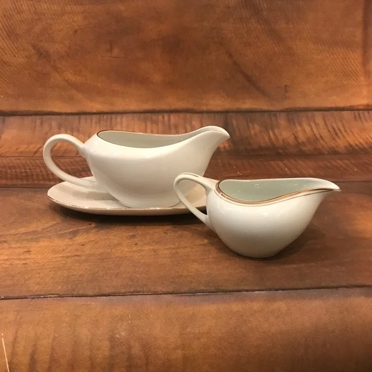 gravy+boats.jpg