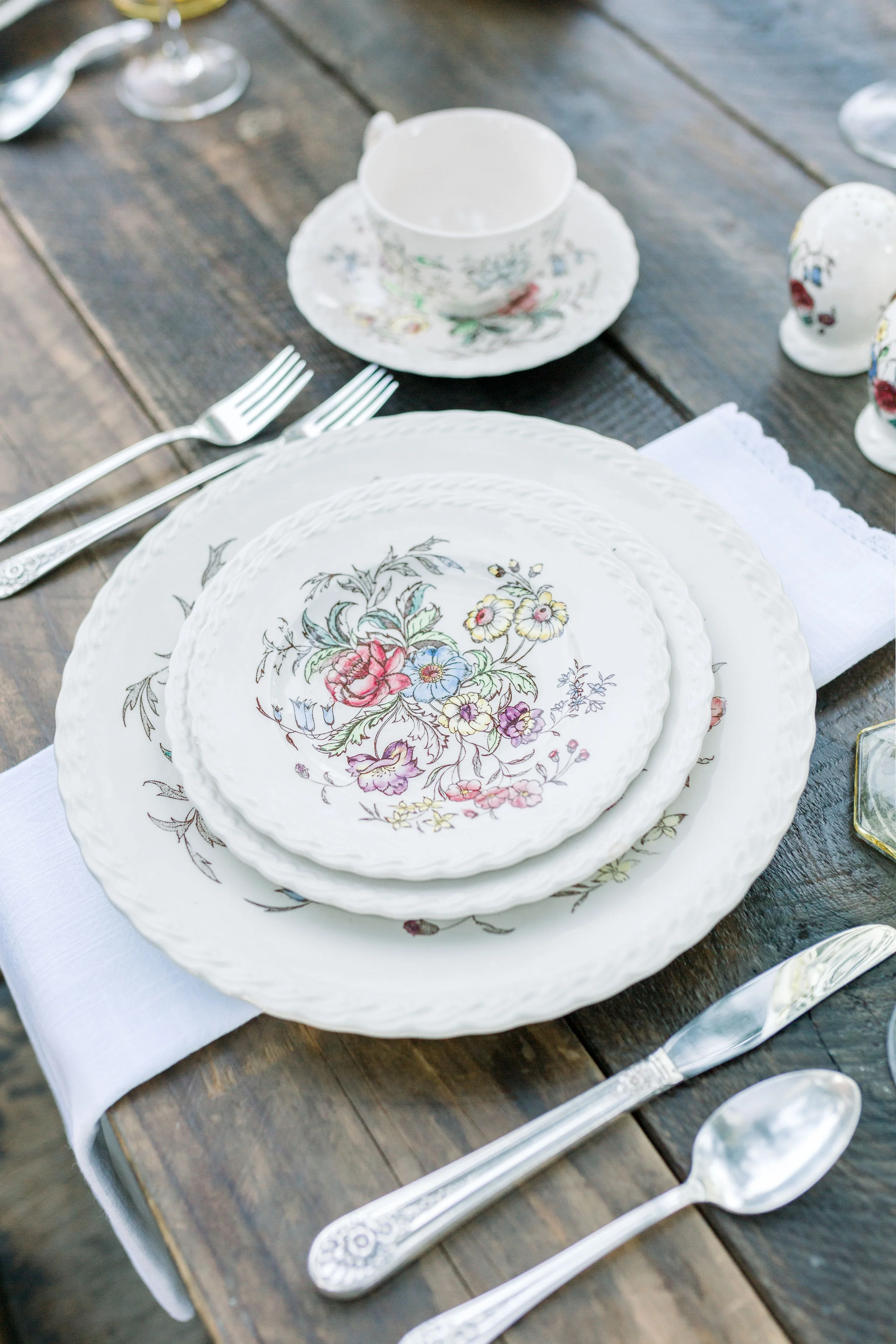 Johnson Brothers China and Staffordshire China were mixed. They had similar hues and went together perfectly.