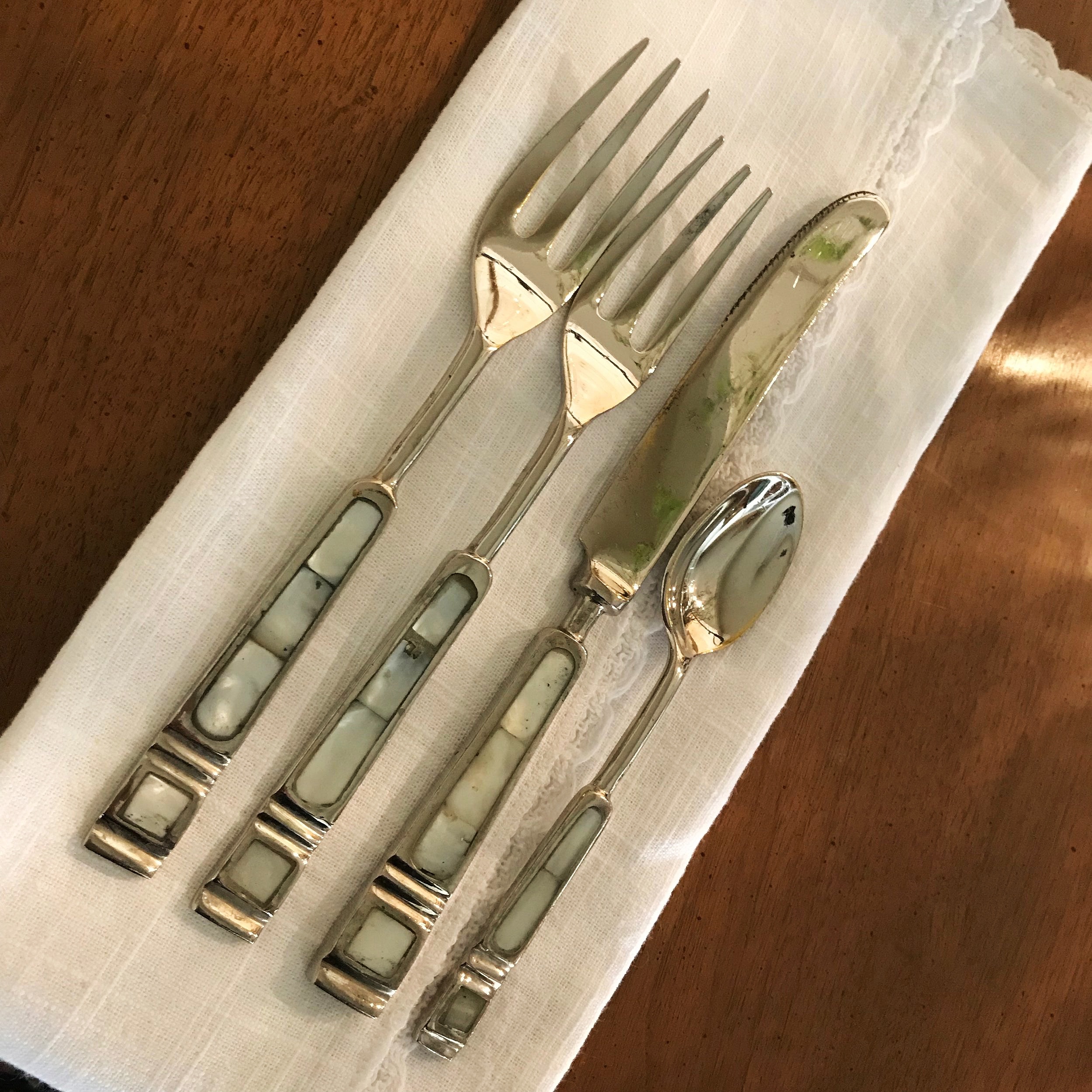 Abalone Flatware Place Setting 