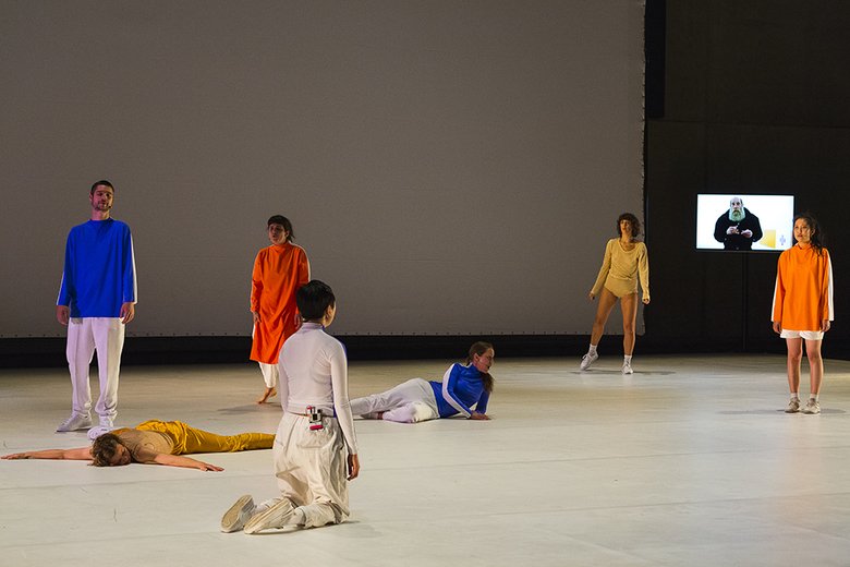  Agatha Gothe-Snape, Rhetorical Chorus, 2017, LIVE WORKS 2017, Presented by Performance Space, The Museum of Applied Arts and Sciences and Carriageworks, Sydney, TCG21455  (photo: Document Photography)  Costume design in collaboration with Agatha Got