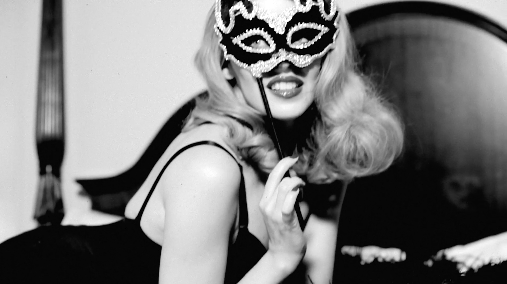 KYLIE MINOGUE 'GQ'