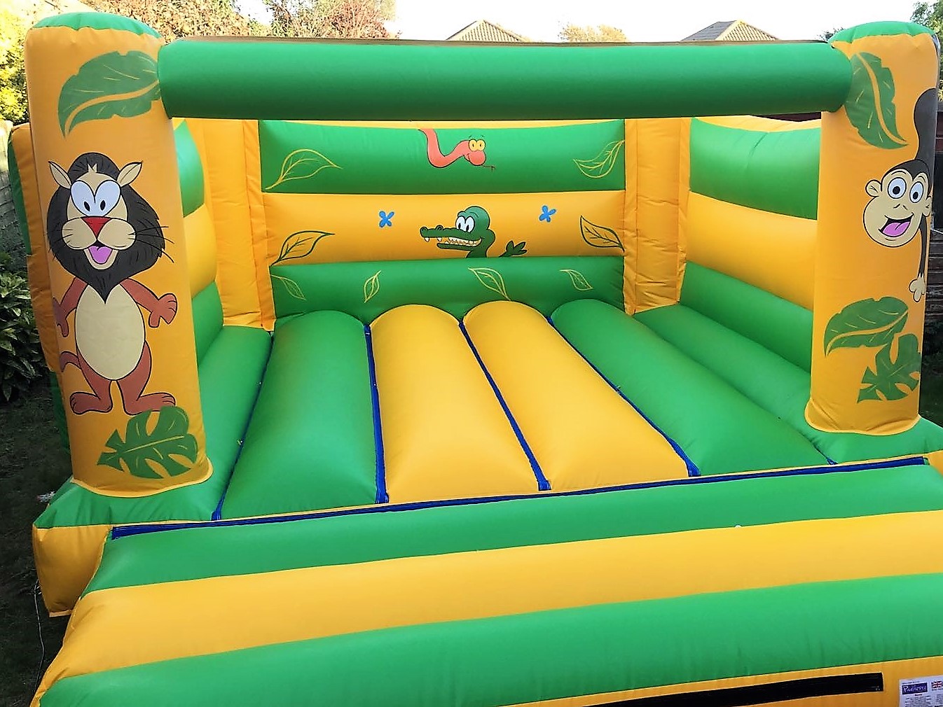 Low-height Animal Bouncy Castle