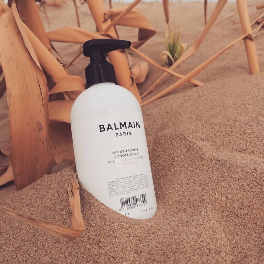 We LOVE this deeply nourishing balm, enriched with pure organic Argan oil and the signature Balmain fragrance. ✨⠀⠀⠀⠀⠀⠀⠀⠀⠀
⠀⠀⠀⠀⠀⠀⠀⠀⠀
The @balmainhaircouture Moisturizing Conditioner is suitable for natural and coloured hair. ⠀⠀⠀⠀⠀⠀⠀⠀⠀ 
⠀⠀⠀⠀⠀⠀⠀⠀⠀
The M