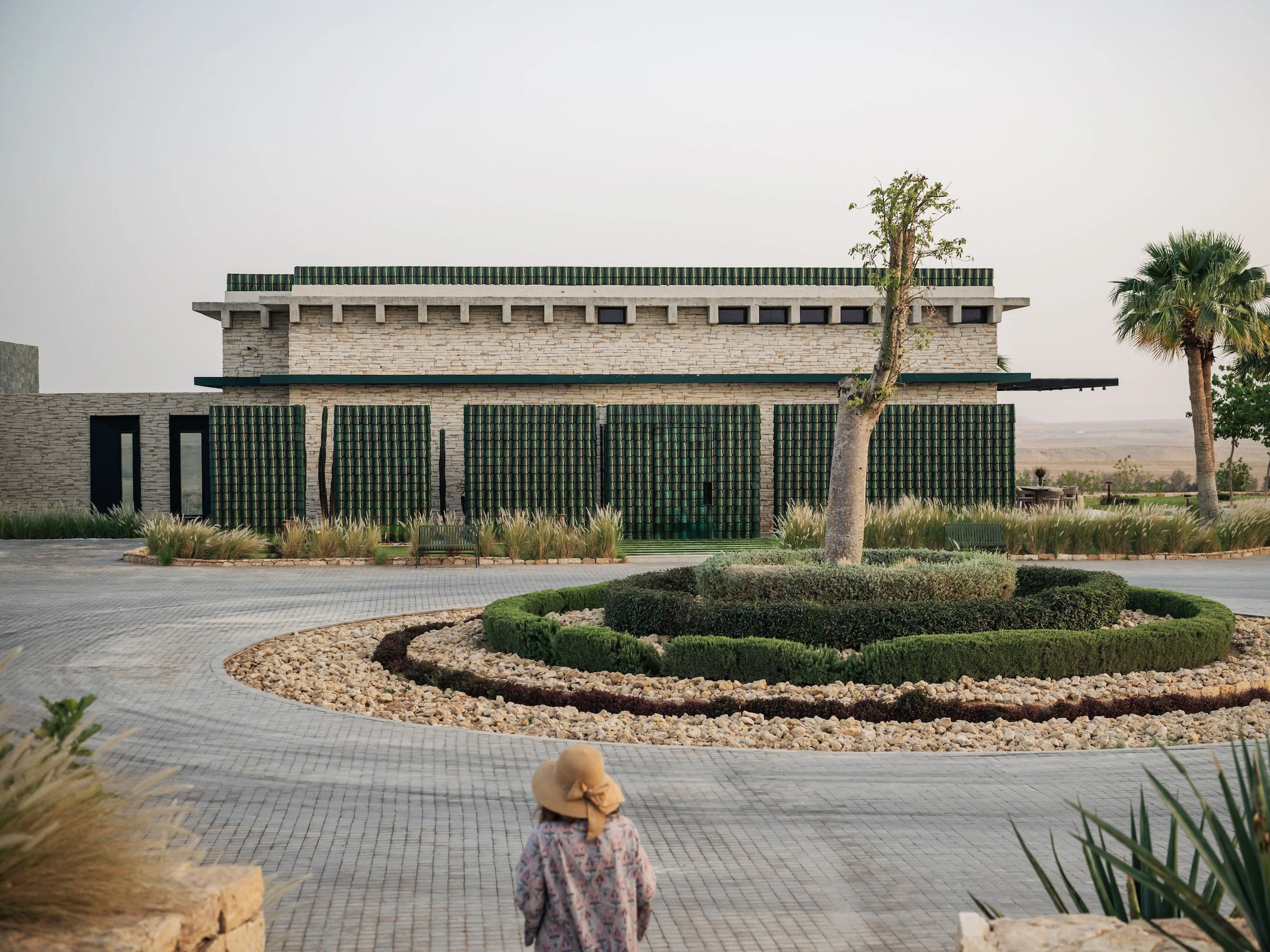 Stone_House_01.jpg