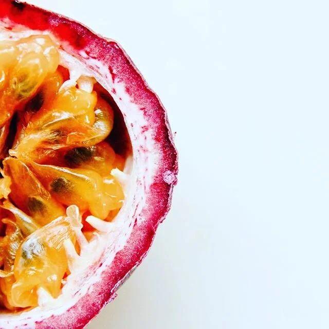 Hello there delicious...mmmmm passion fruit...... margaritas 🙄🤤🤤 .
.
.
#passionfruit #delicious #food #foodies #food #love #margaritas #exquisites