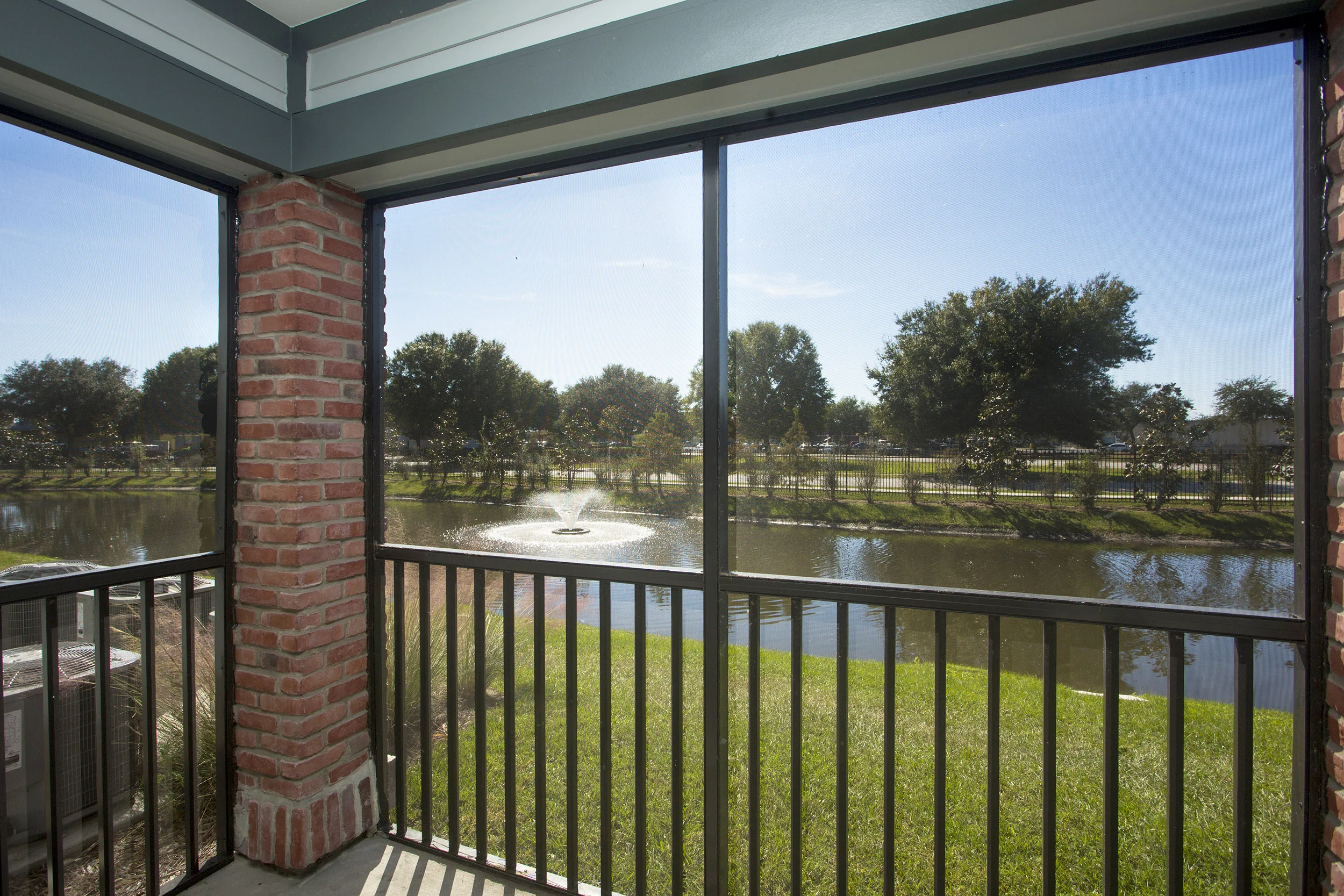 CharlestonEdge-Rental-Apartment-Brandon-Tampa-Florida-Pool-Bedrooms-View.jpg