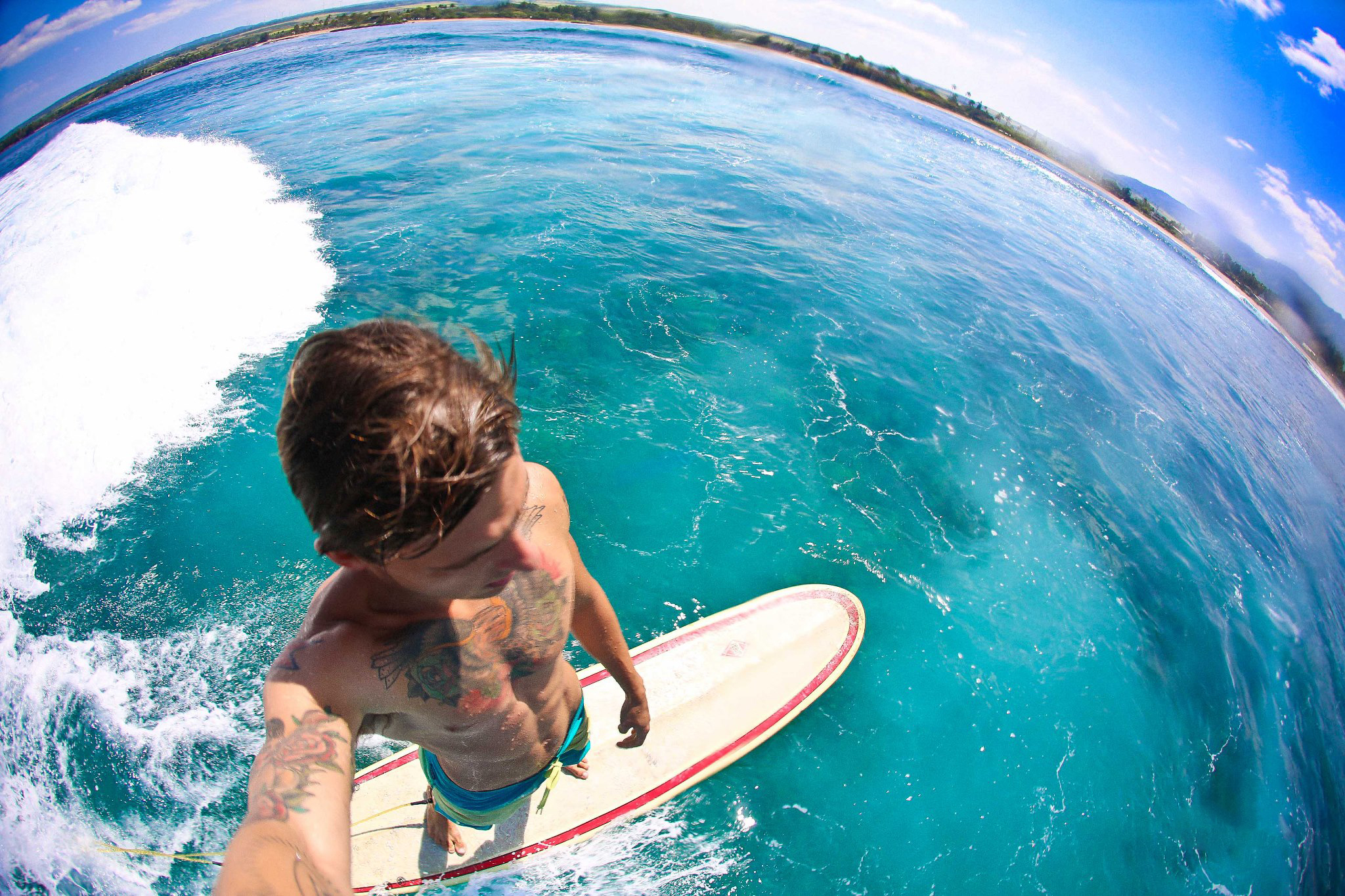 Walls, outside Haleiwa. Self-portrait 2014.