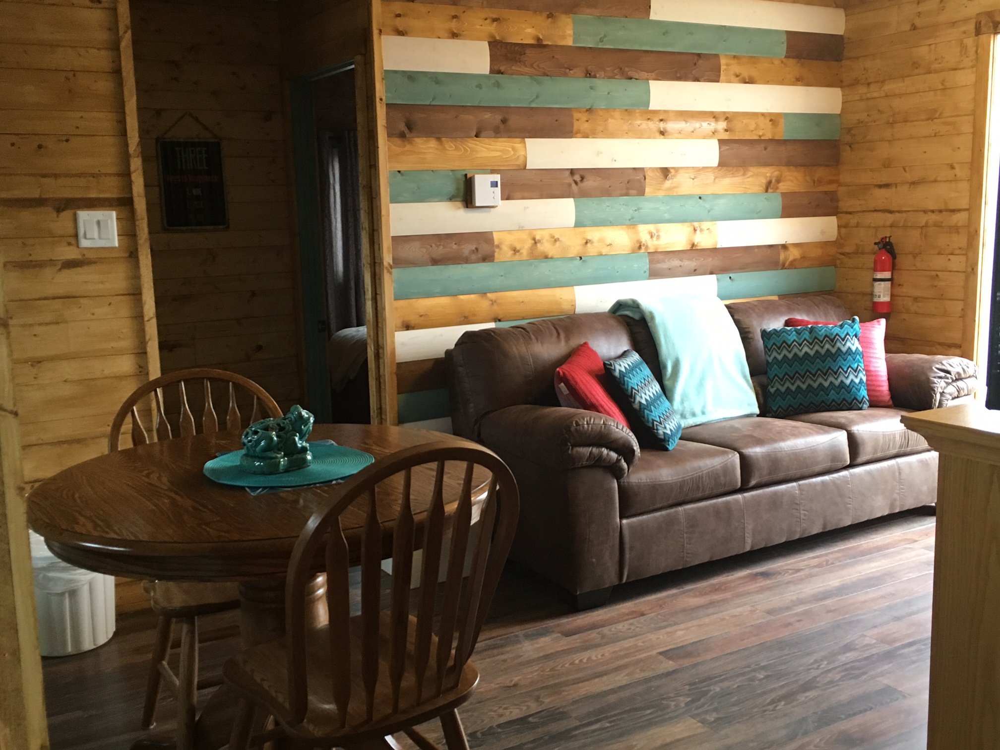 Whispering Wind Cove Cottages and RV Park