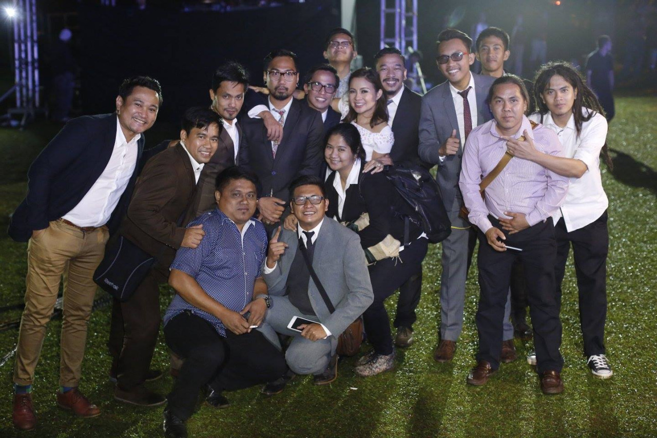 Class picture with Jason Magbanua, Chuck Ronquillo of Cherryblocks, and their fun, gifted, and professional team. :)