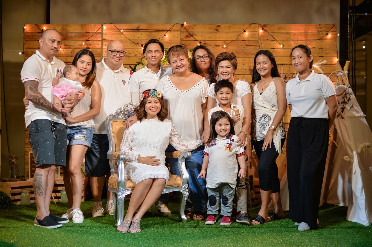 Navarro family <3 unfortunately, the Ramirezes couldn’t make it because they were in Europe to support my brother-in-law Jami’s UTMB race.