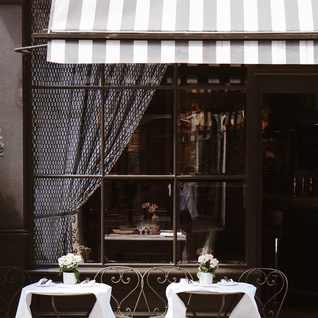 Do you own a small business in the Salt Lake area?  We clean windows on a schedule for local businesses so you can keep your restaurant or storefront looking clean, welcoming and ready for customers. Give us a call for a free estimate. (801) 943-8832