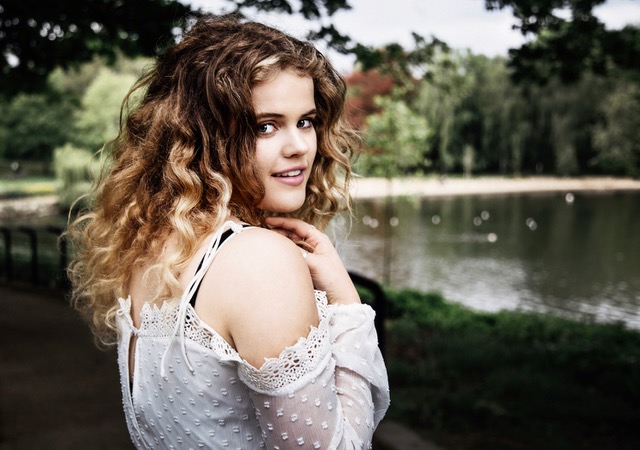 Daisy Clark - Worlds Away - 1.jpeg