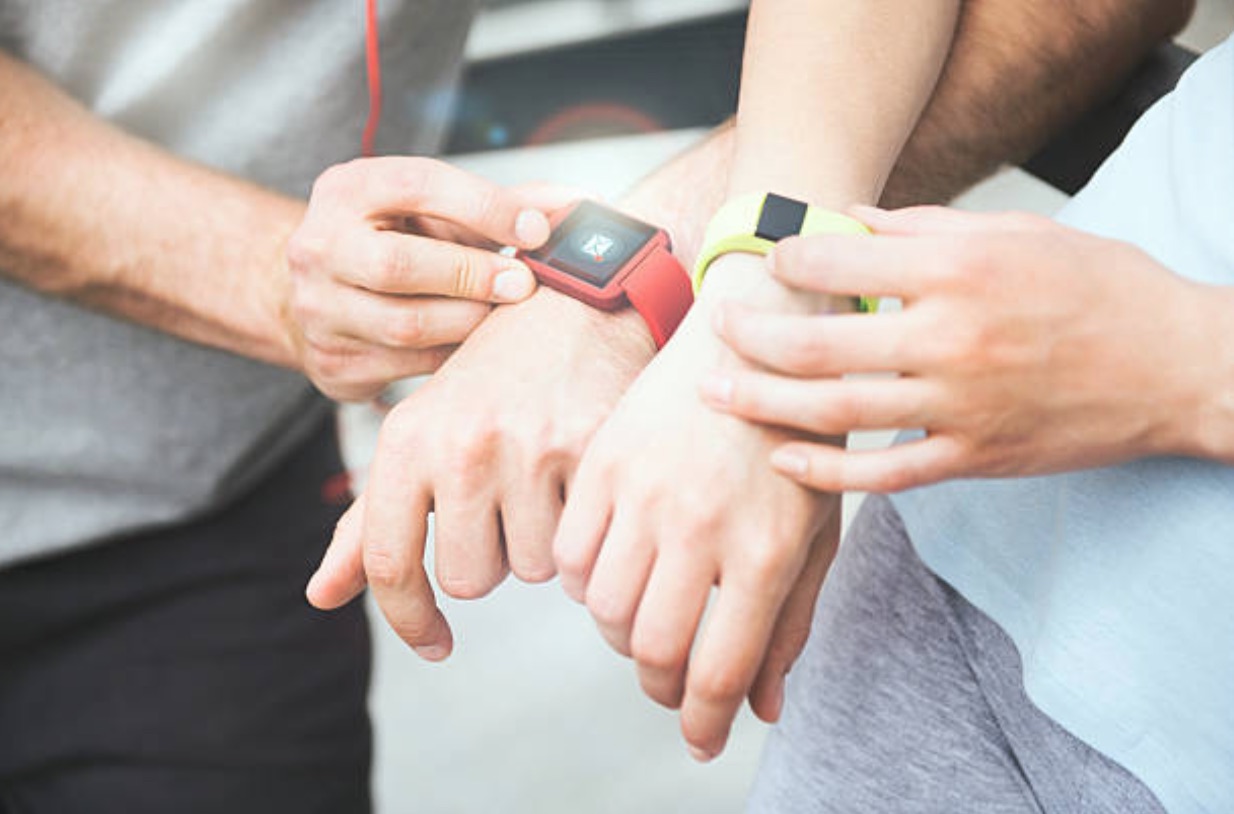 fitness tracker.jpg