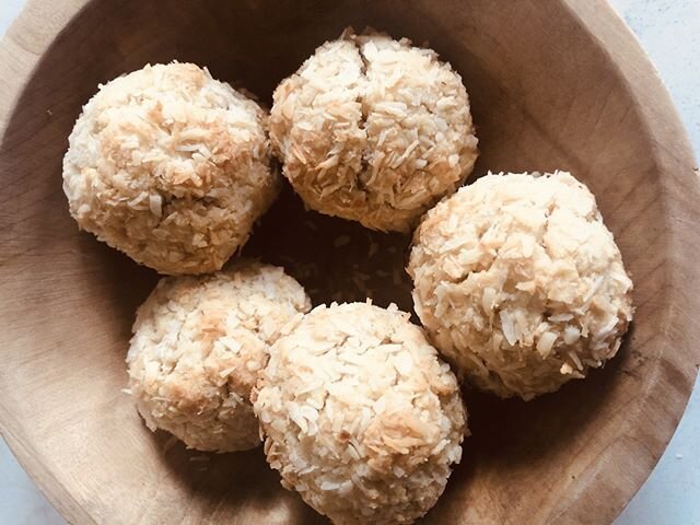 Got off to a good start today. Coconut butter-maple macaroons! 10 out of 10 from both of my tasters:) I used Artisana Organics coconut butter (oh man...eat it straight from the jar). #vegan #coconut #coconutlovers #artisanaorganics #personalchef #cle