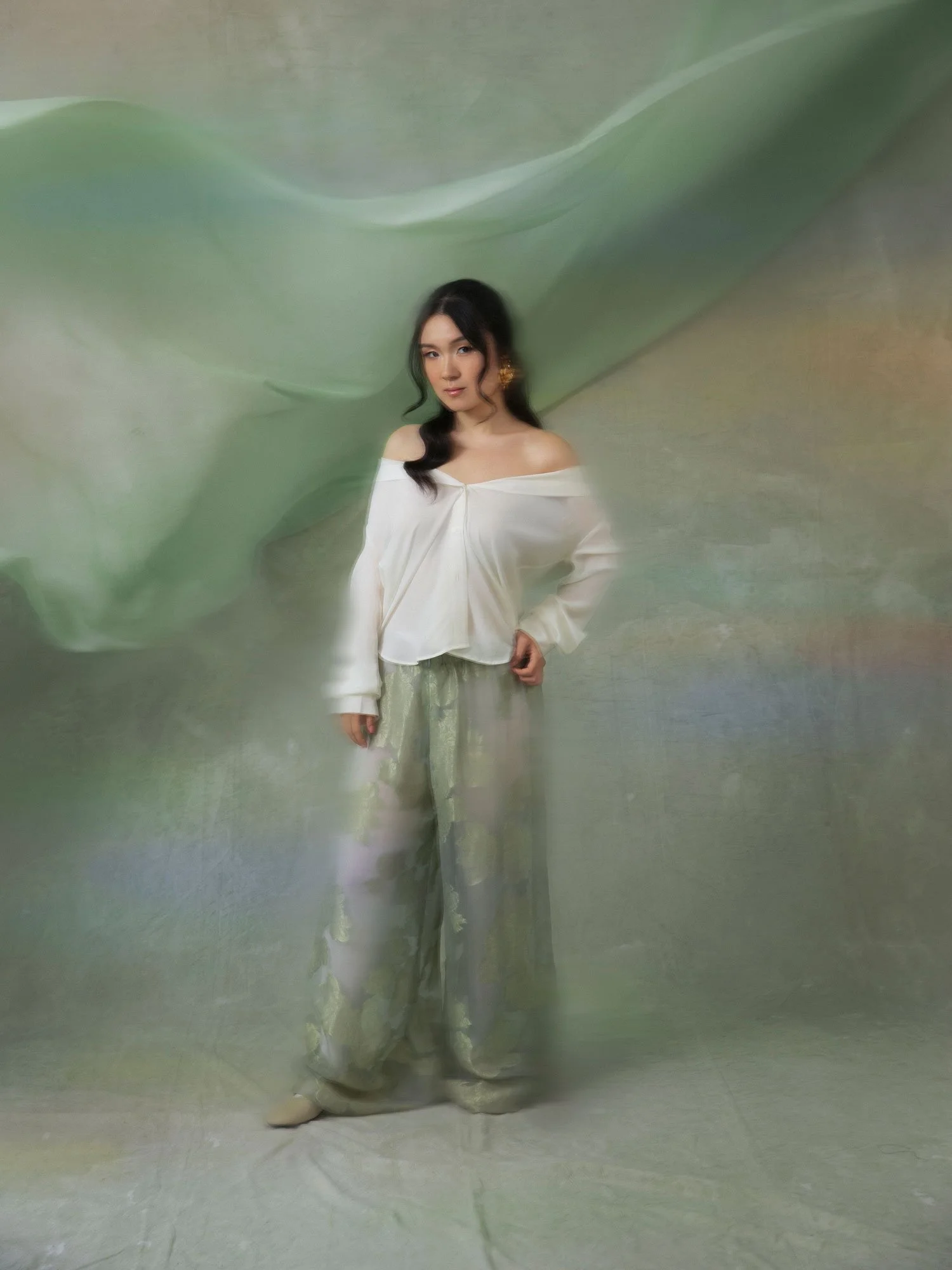Eunike Tanzil for Deutsche Grammophon by Viv&Jé