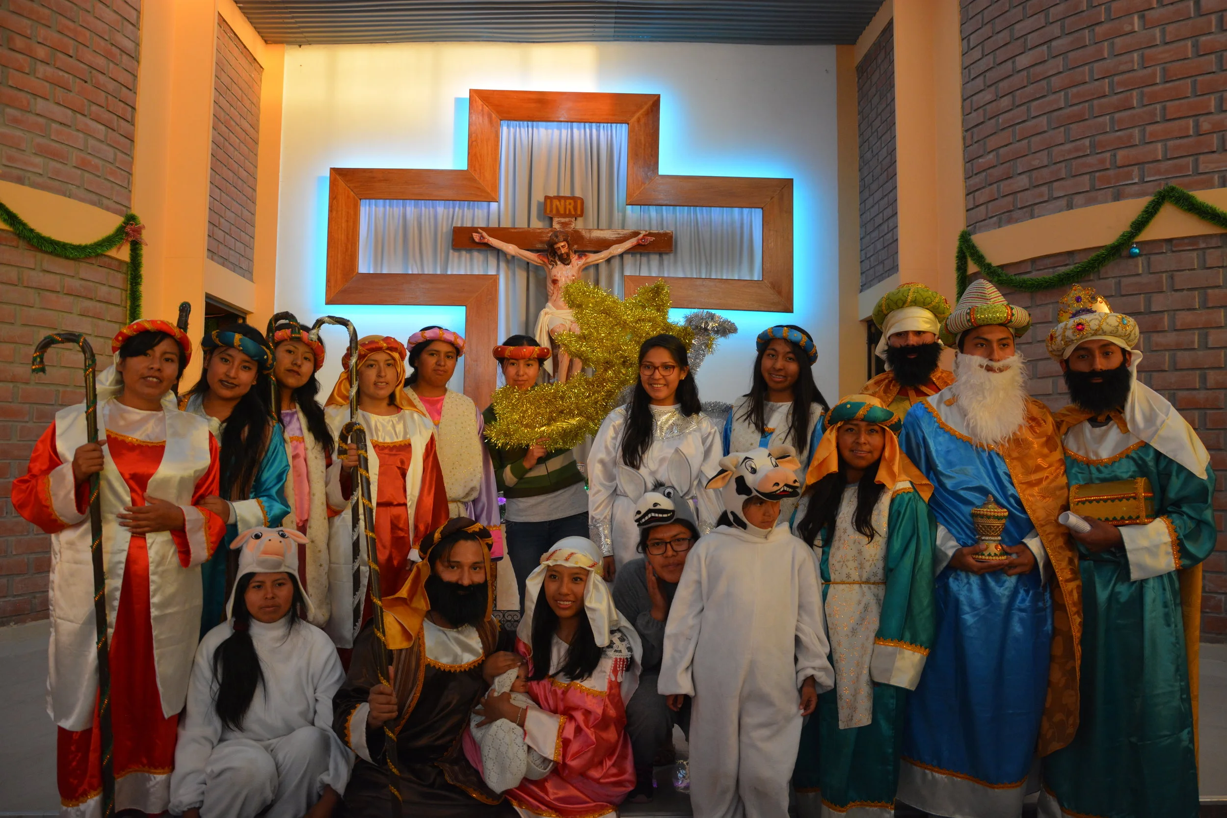 Group photo of the youths participating in the Eucharist