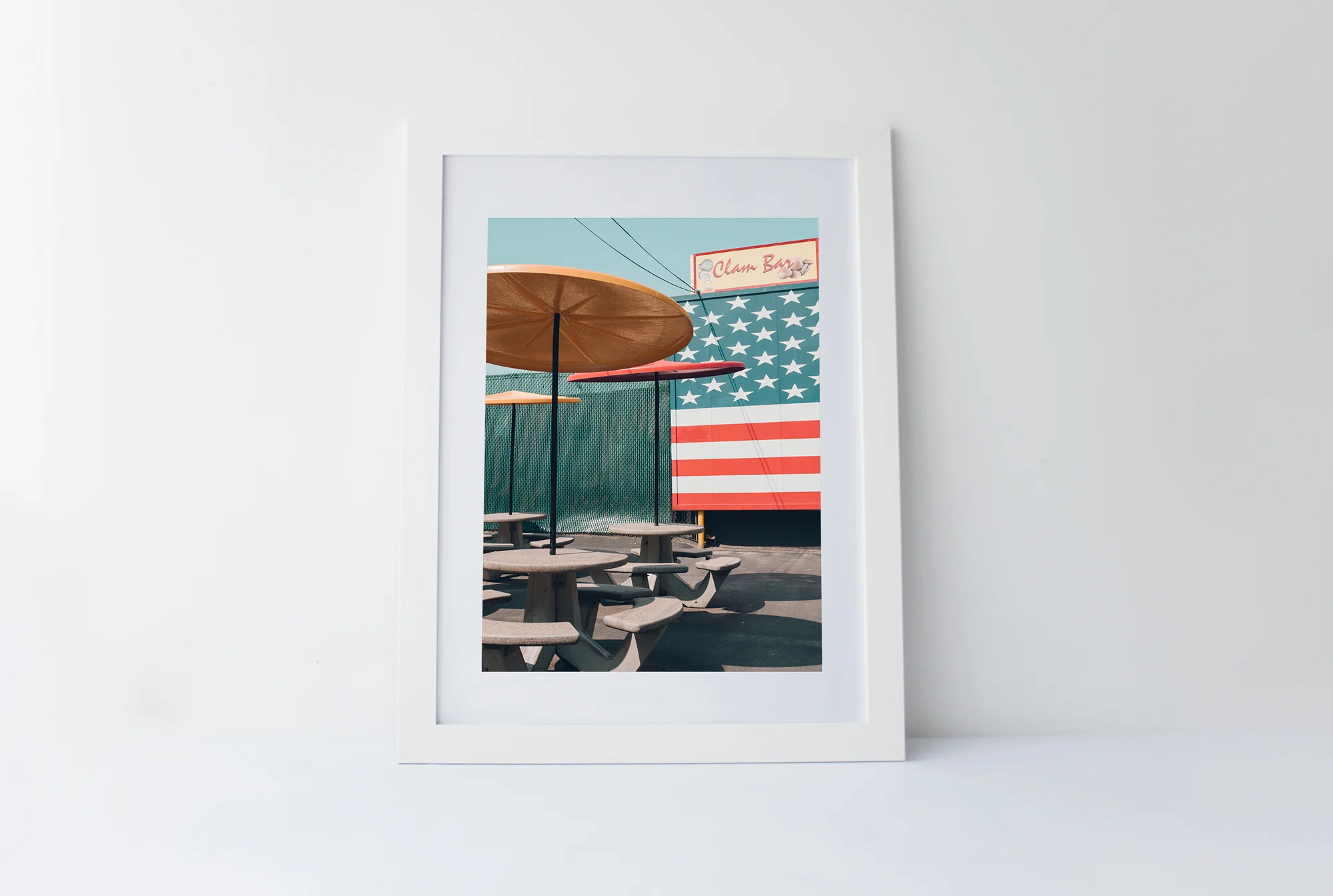 Clam bar 40cm x 60cm print Frame included