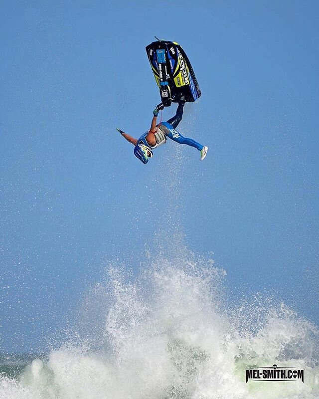 #Repost @markgomez137
・・・
Madonna baclflip from one of yesterday's many shred sessions. I needed to get some freeriding back in my life. I ride all day without food or much rest to the point of exhaustion but, I feel the best being out in the surf ri