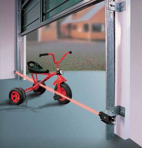 garage door safety.jpg