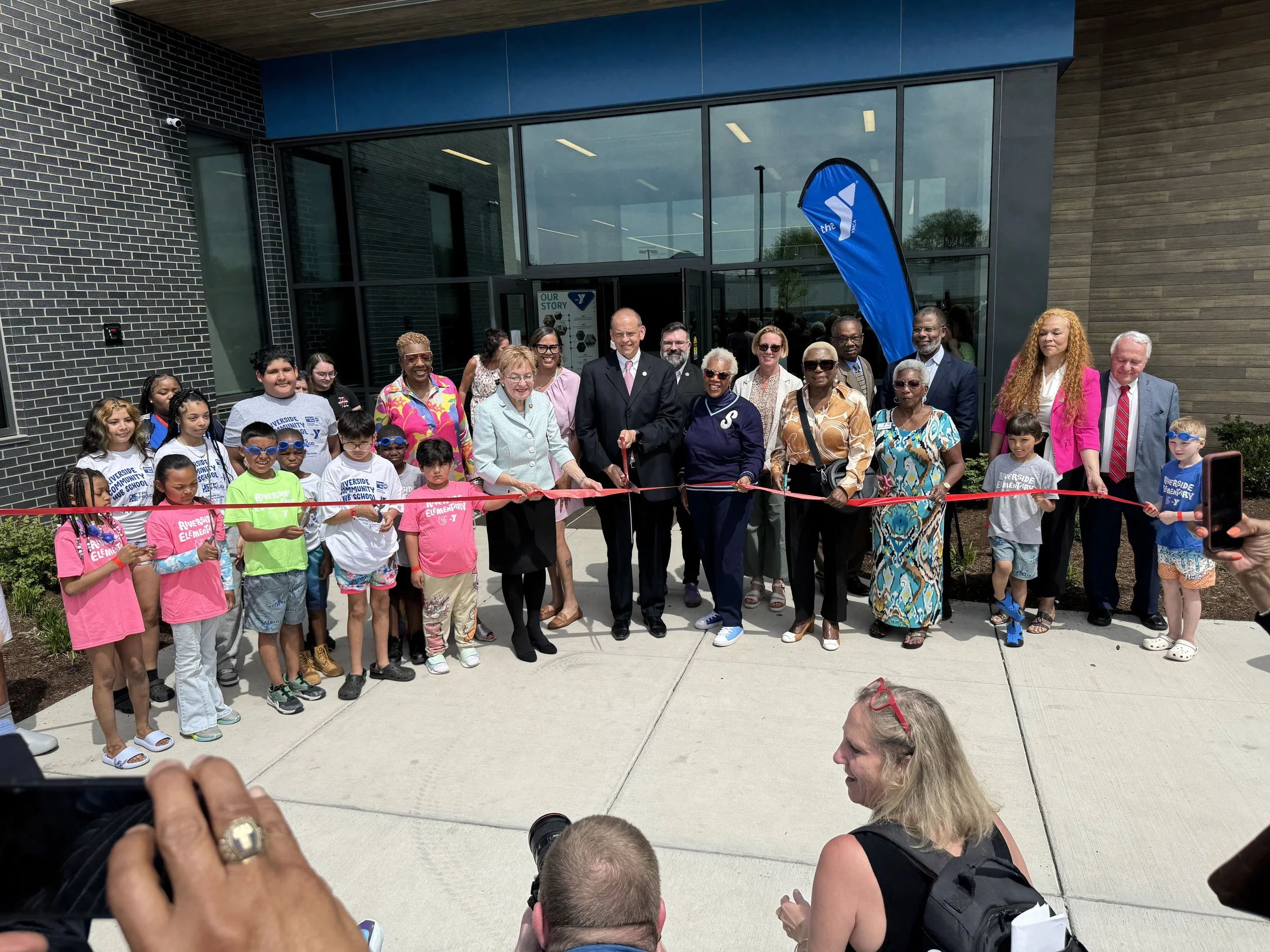 05 12 Toledo YMCA Ribbon Cutting 7.jpg