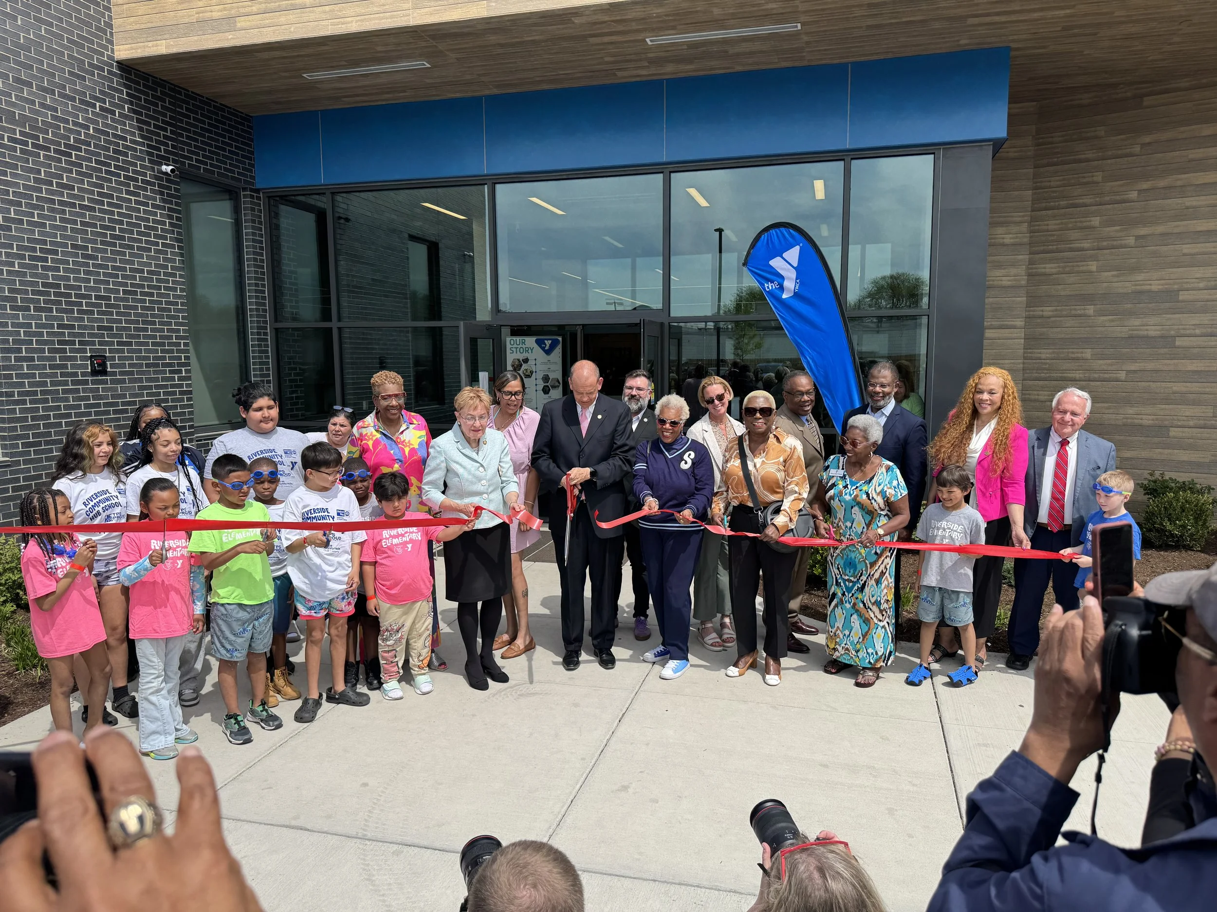 05 12 Toledo YMCA Ribbon Cutting 9.jpg
