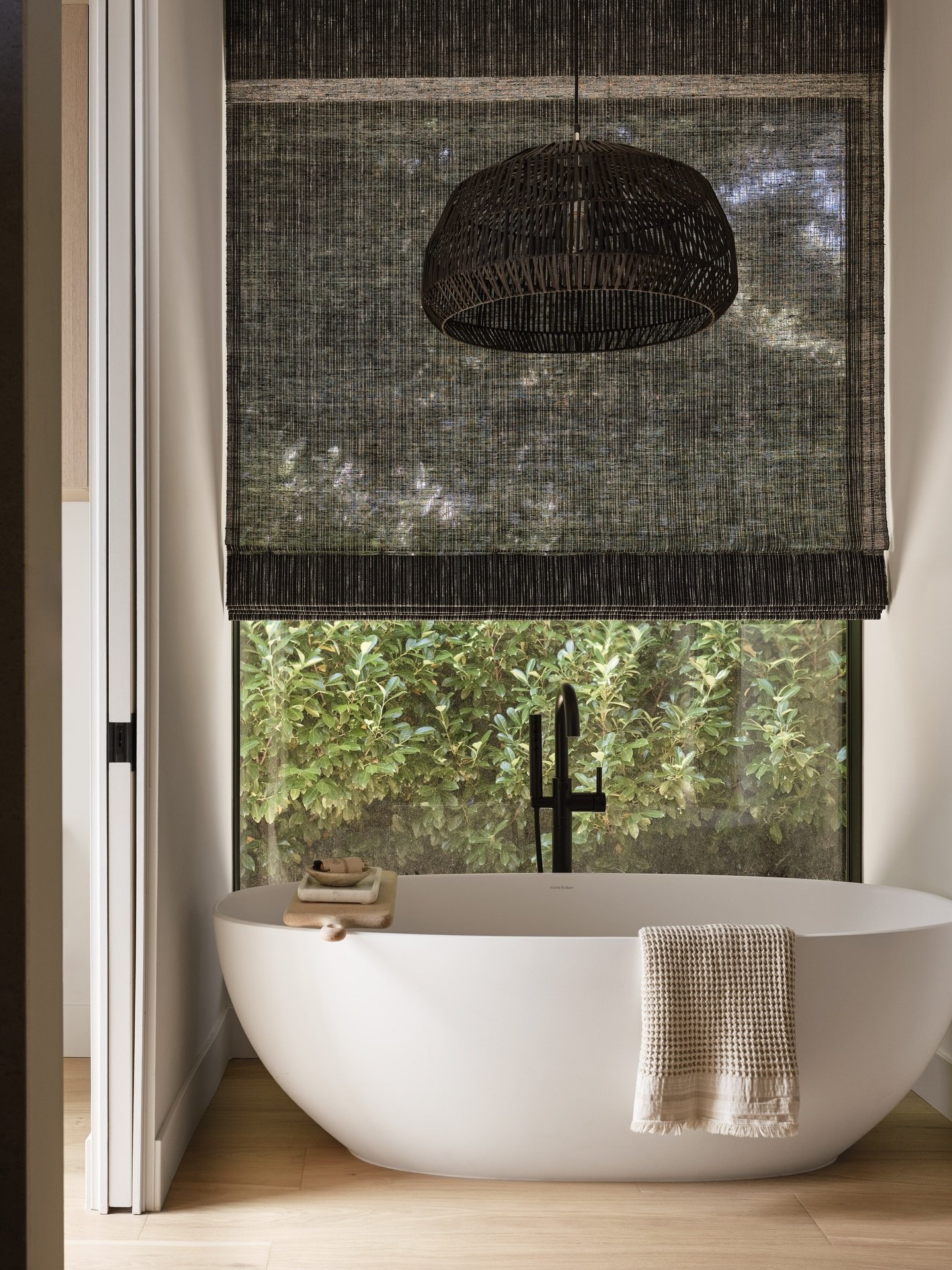 Designed as an extension of the primary suite, this Sausalito bathroom prioritizes calm and ritual.

Centered around a freestanding soaking tub and framed by natural light, this primary bath was designed to feel calm, grounded, and quietly luxurious.